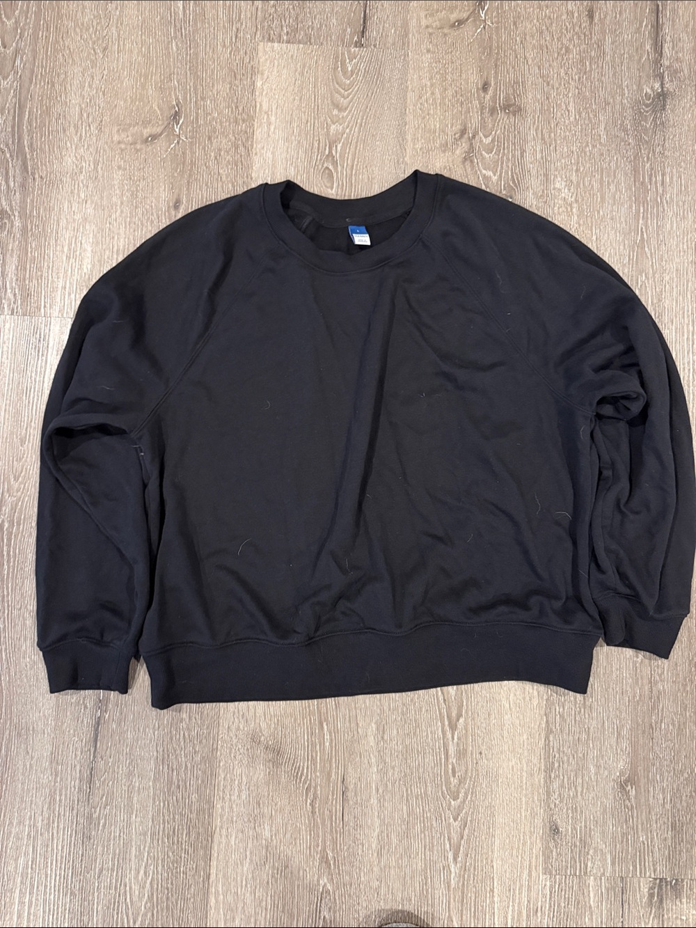Women’s Black Crewneck Sweatshirt